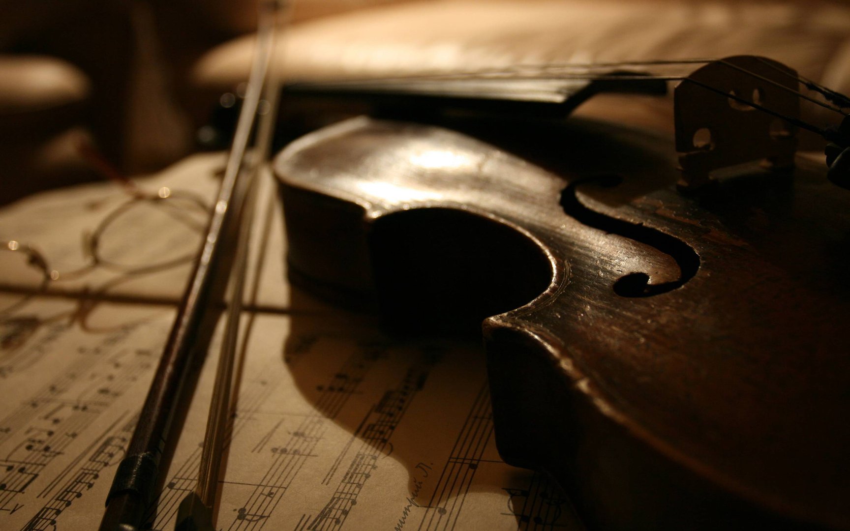 Violin Images.jpg